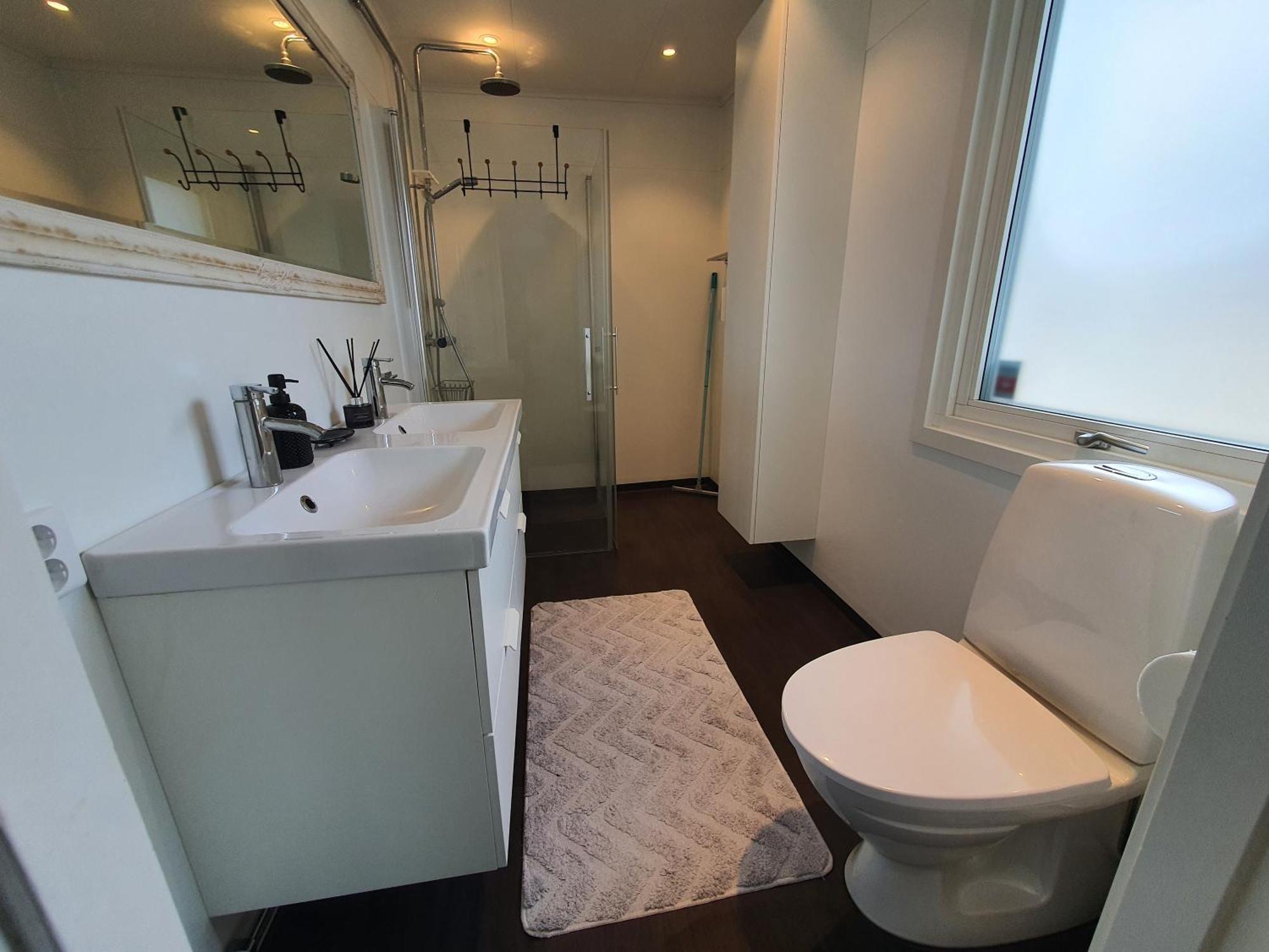 "Klippstigen" Villa For 10 Persons With Massage Chair, Sauna And Billiard Table Hultsfred Quarto foto